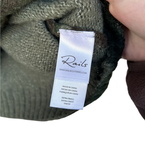 RAILS Perci Wool-blend Camo Sweater In Olive - Size XS - Picture 6 of 9